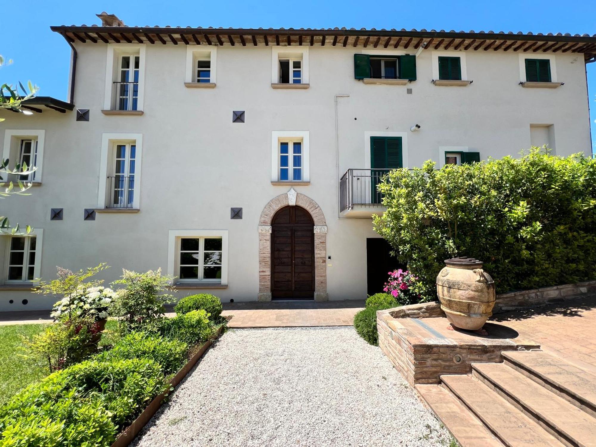 Corteviva Boutique B&B ペルージャ エクステリア 写真